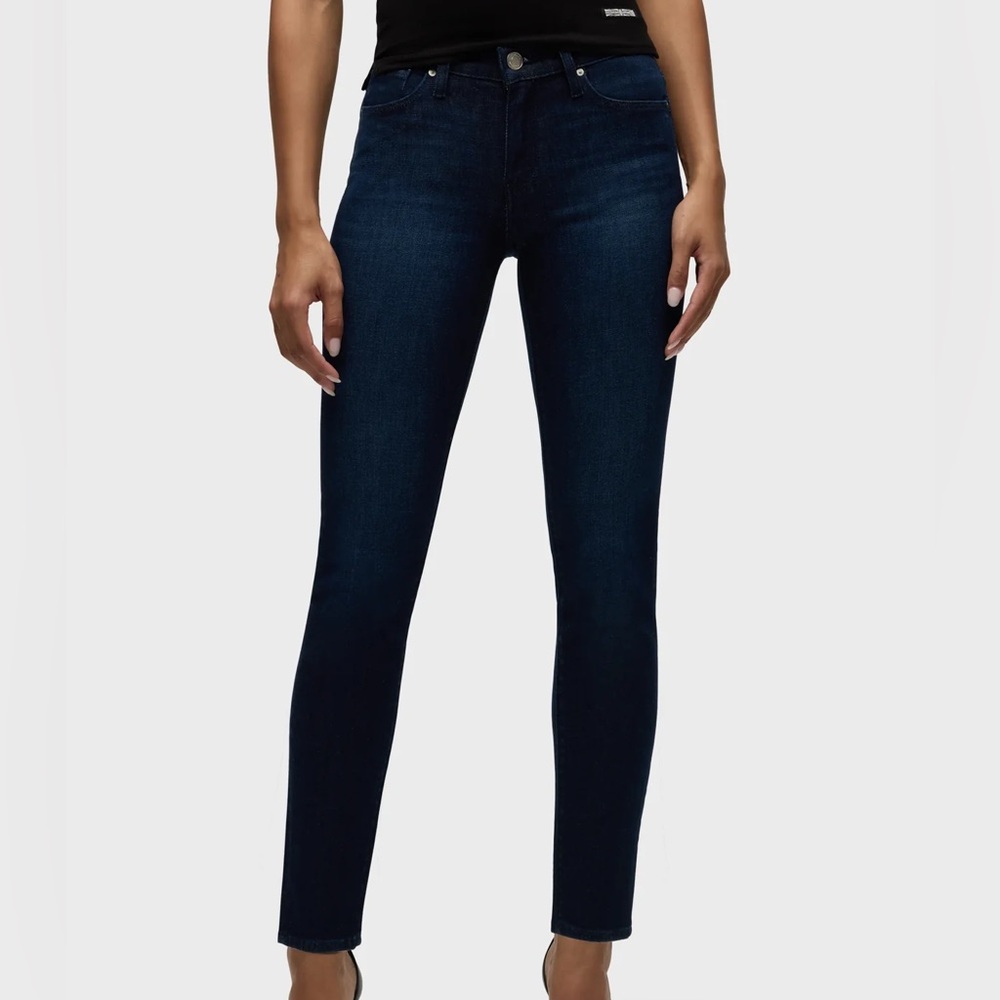 HUDSON Barbara High-Rise Super Skinny Jean Size 30 perfect condition doesn’t fit
